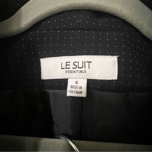 Le Suit Essentials 2 Pc Skirt Blazer Suit 6 - Picture 2 of 11